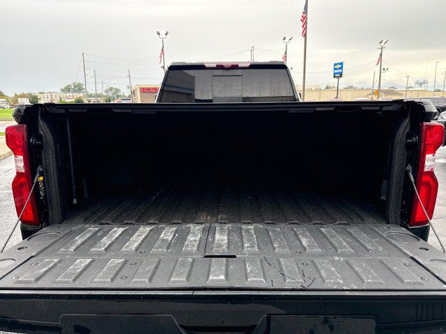 Used 2022 Chevrolet Silverado 3500 LTZ w/ LTZ Plus Package AWD/4WD image 26