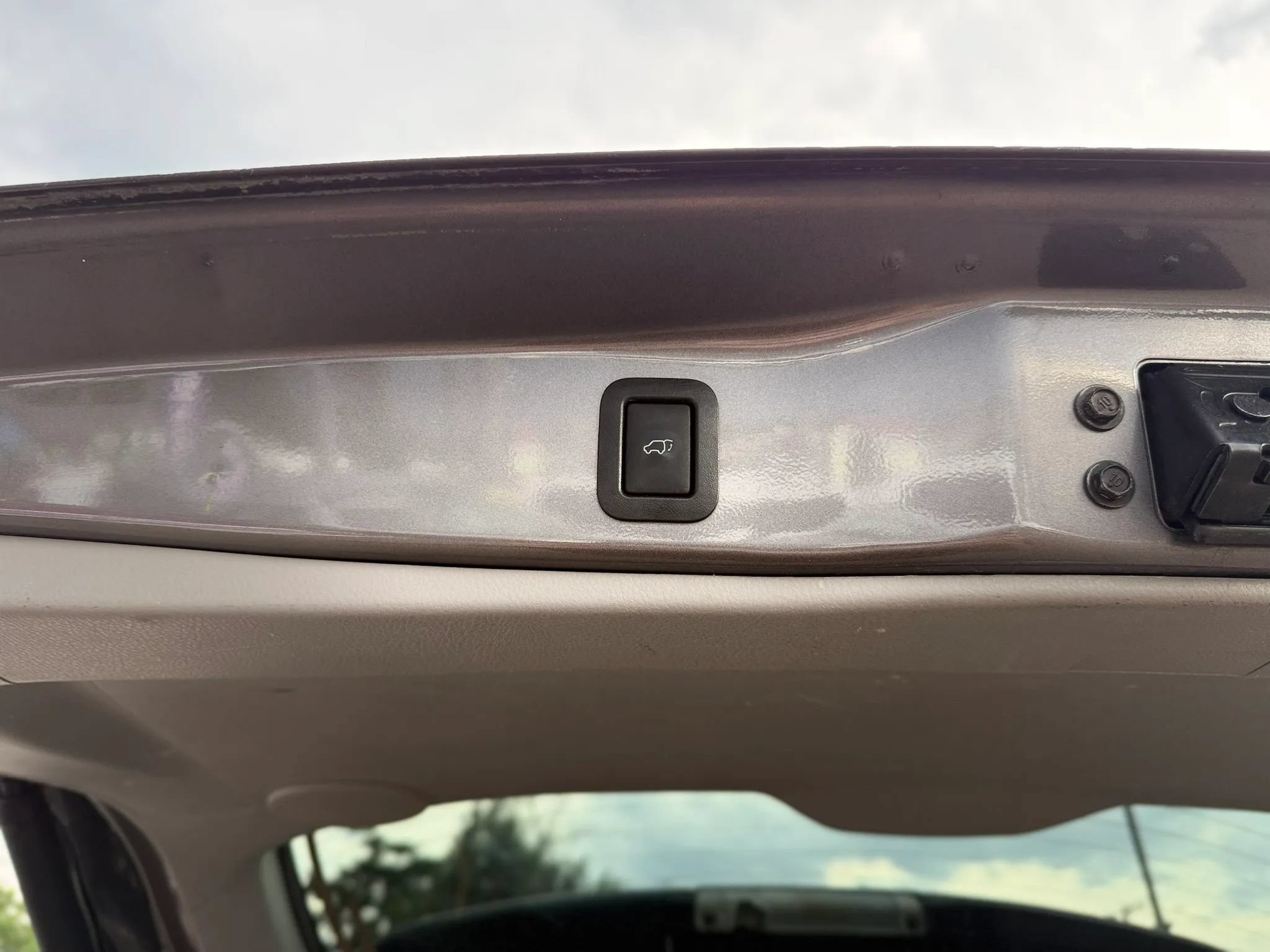 Used 2018 Toyota Highlander Limited w/ Carpet Mat Package (TMS) AWD/4WD image 27