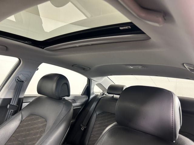 Used 2017 Hyundai Sonata Sport w/ Value Edition Package 02 FWD image 23