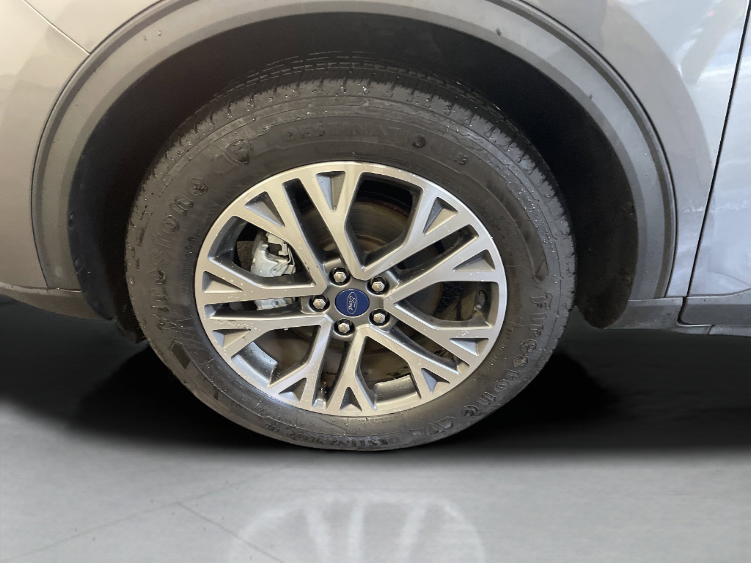 Used 2022 Ford Escape SEL image 9