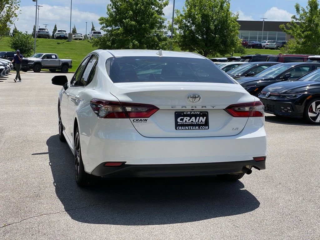 Used 2023 Toyota Camry LE FWD image 5