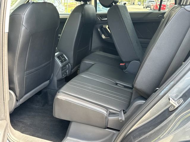 Used 2024 Volkswagen Tiguan Wolfsburg Edition image 11