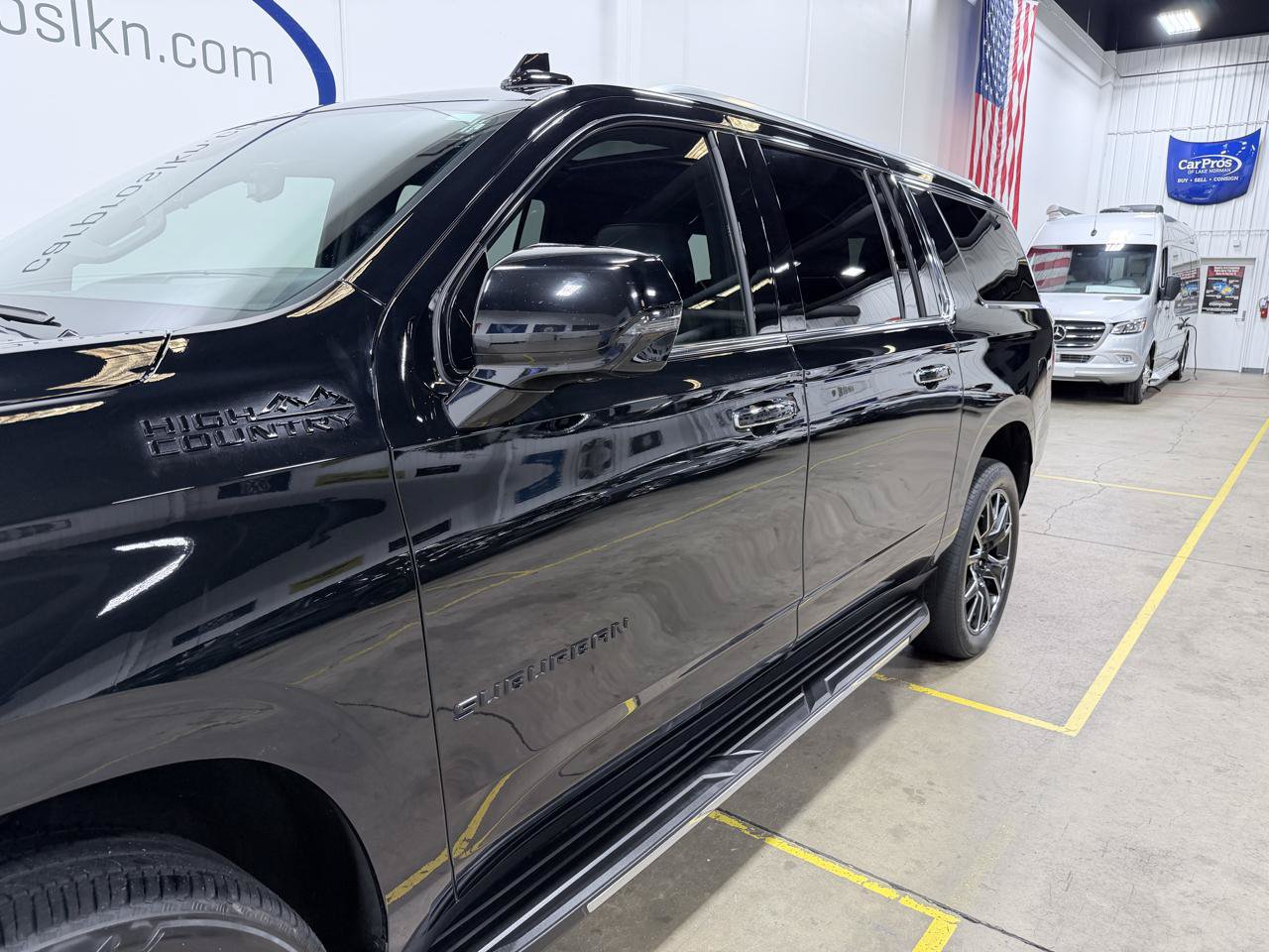 Used 2023 Chevrolet Suburban High Country w/ Max Trailering Package AWD/4WD image 21
