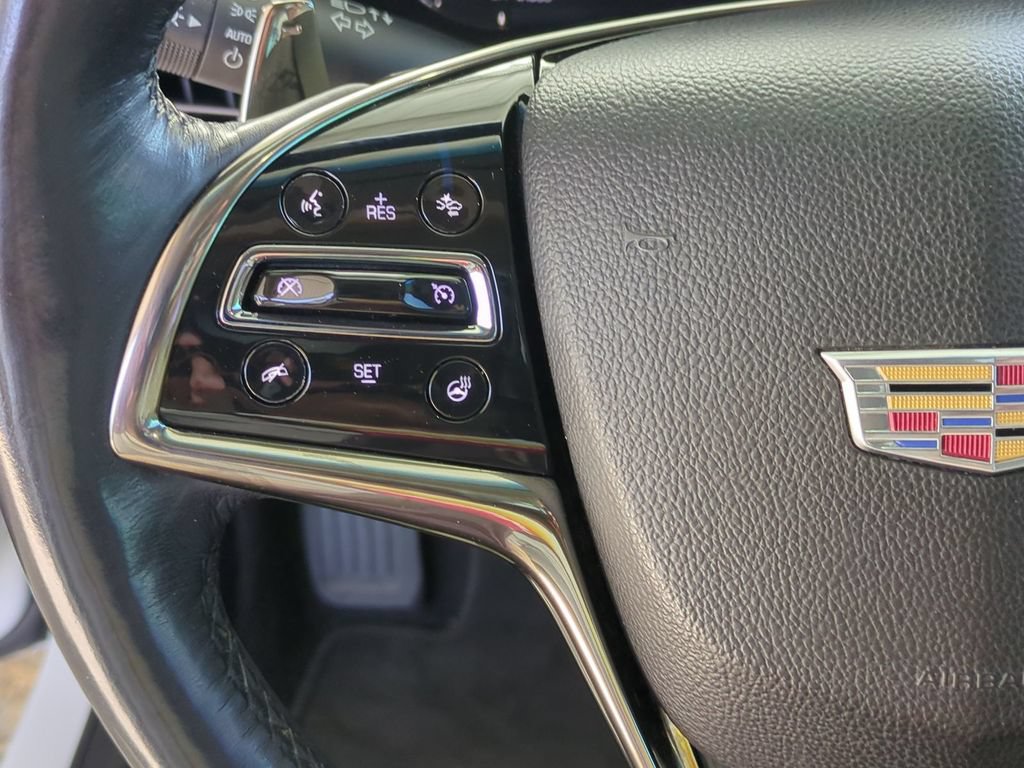Used 2018 Cadillac CTS Luxury RWD image 12