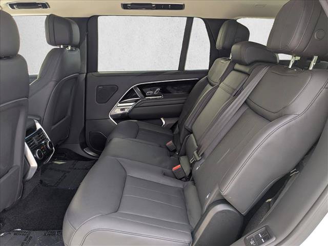 Used 2023 Land Rover Range Rover Long Wheelbase SE AWD/4WD image 21