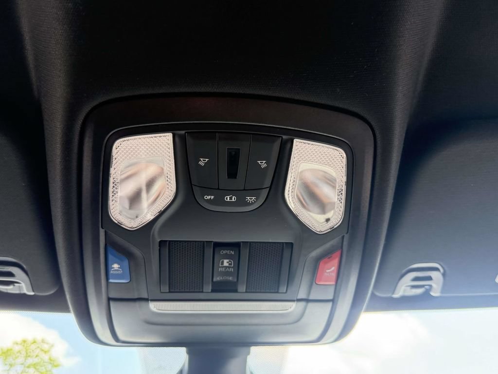 Used 2023 RAM 1500 Big Horn AWD/4WD image 36