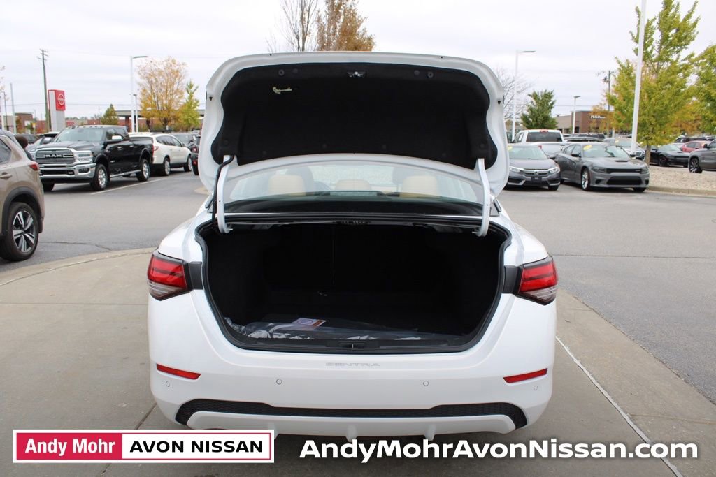 New 2025 Nissan Sentra SV w/ SV Premium Package image 5