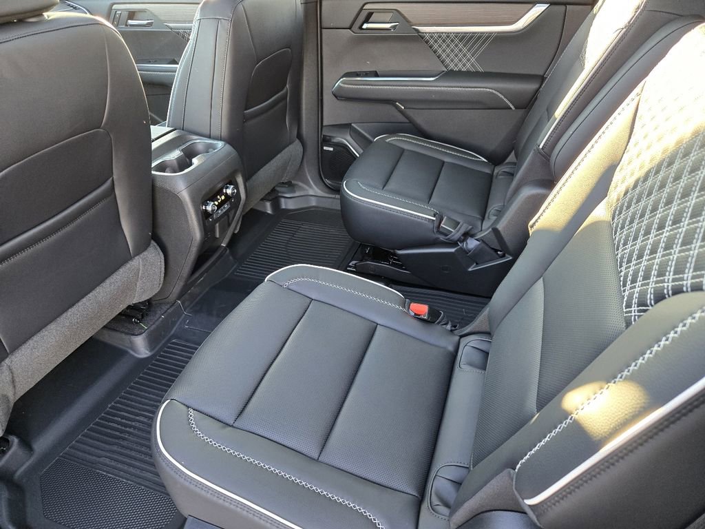 New 2026 GMC Acadia Denali w/ Super Cruise Package image 40