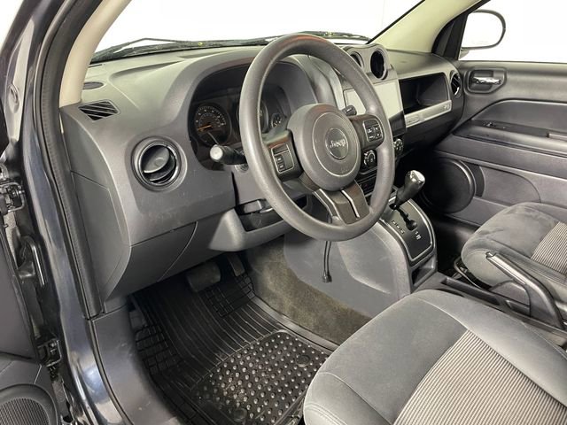 Used 2016 Jeep Compass Sport w/ Power Value Group AWD/4WD image 3
