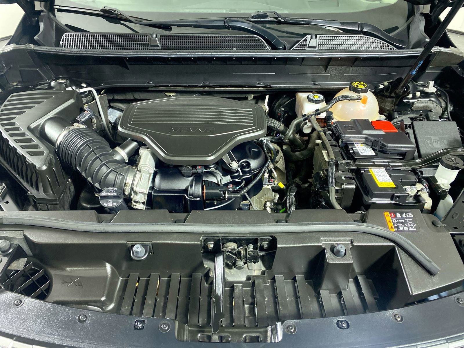 Used 2023 GMC Acadia Denali image 24