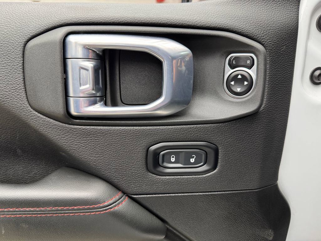 Used 2024 Jeep Wrangler Unlimited Rubicon image 11