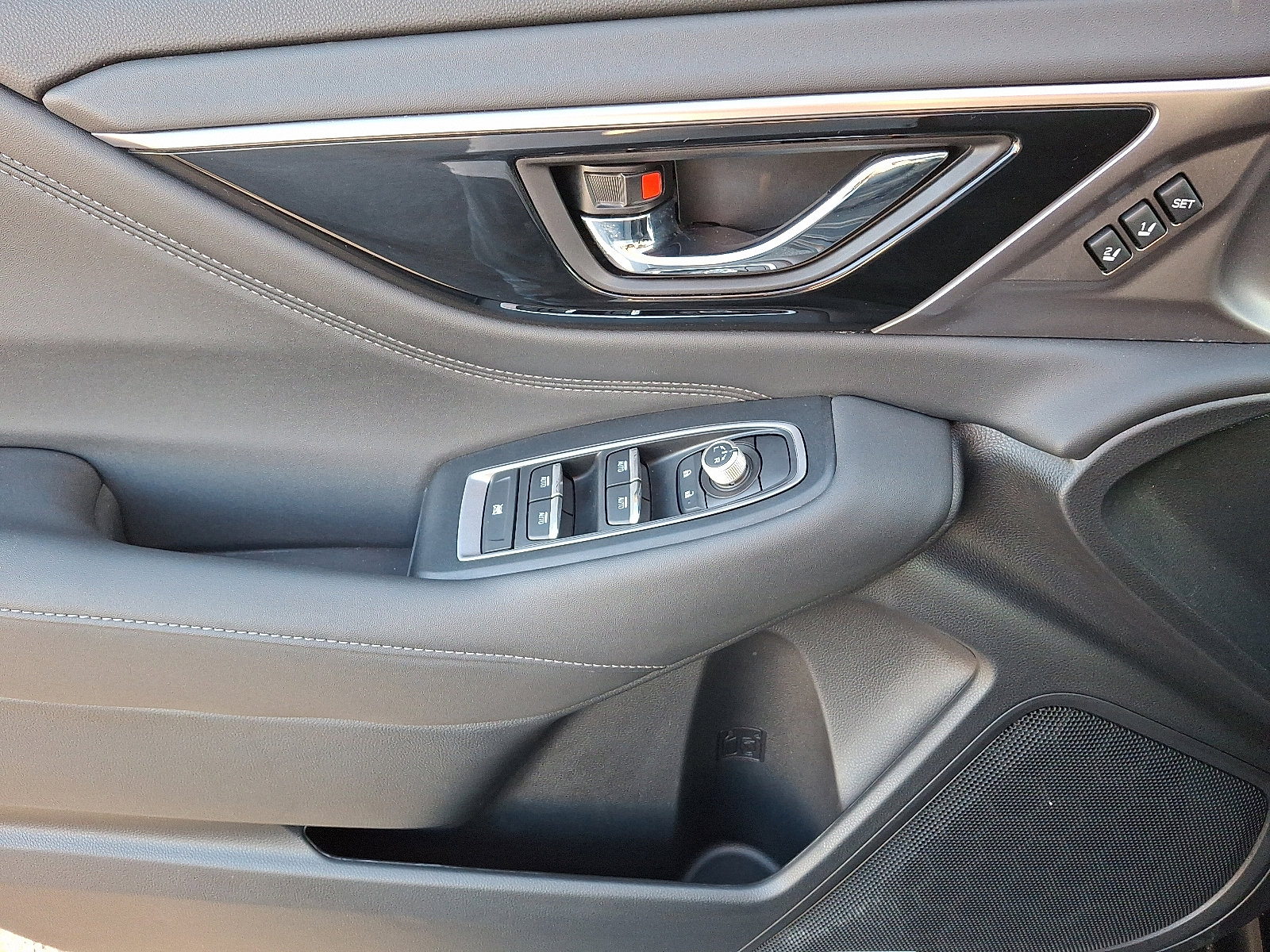 Certified 2025 Subaru Outback Limited image 19