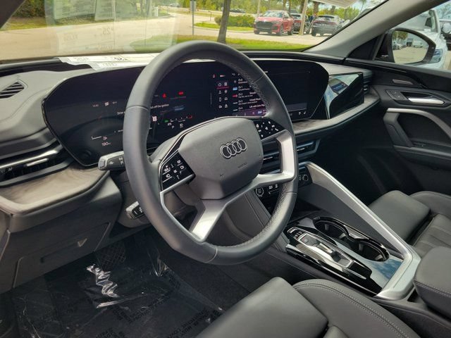 Certified 2025 Audi Q5 Premium w/ Premium Plus AWD/4WD image 17