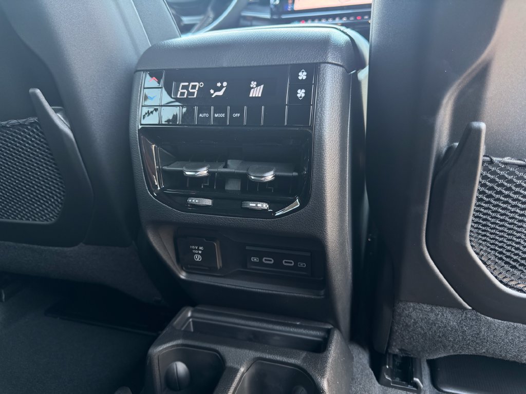 New 2027 Jeep Grand Cherokee L Limited AWD/4WD image 13