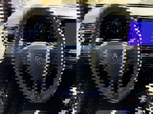 New 2026 Toyota Camry SE image 13