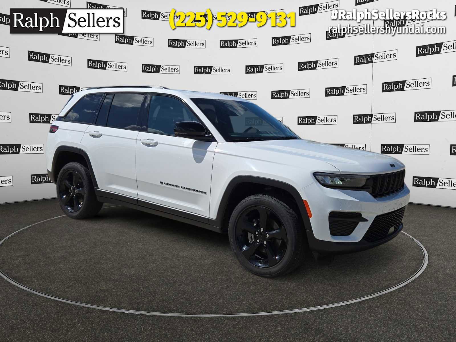 Certified 2024 Jeep Grand Cherokee Altitude