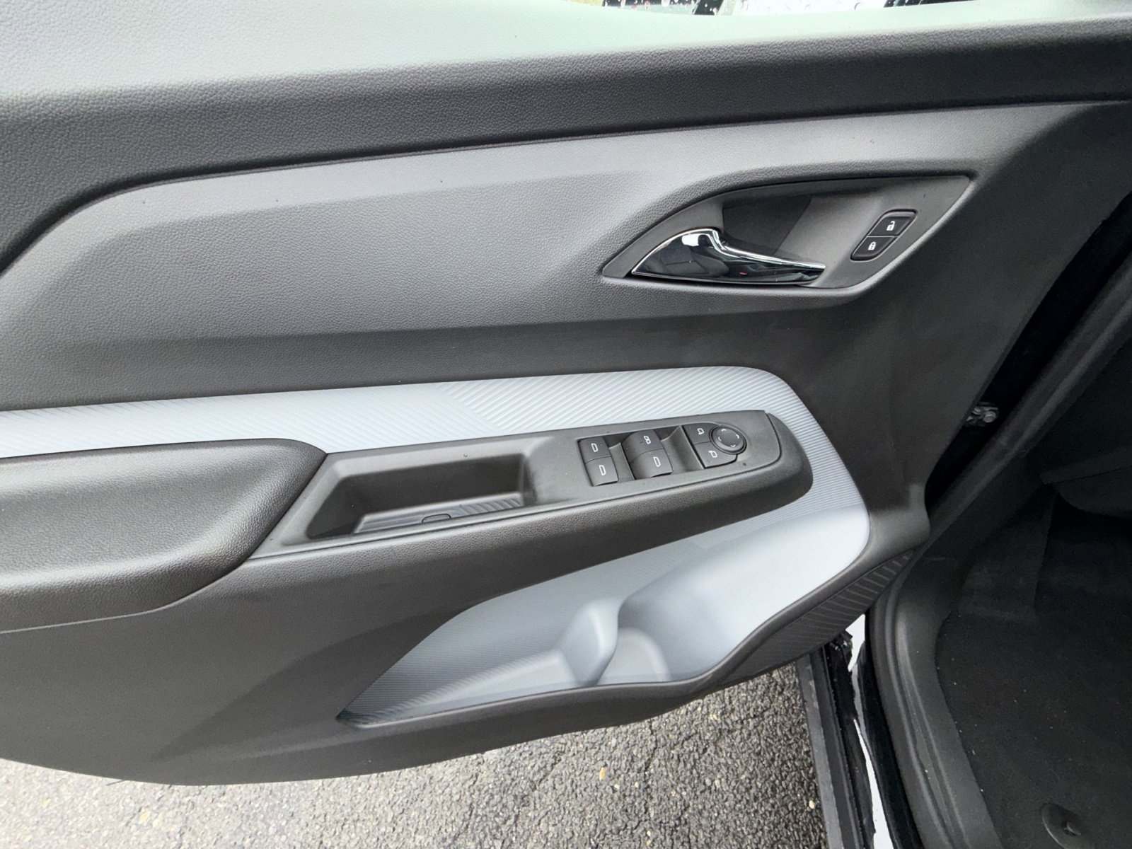 New 2027 Chevrolet Bolt RS image 15