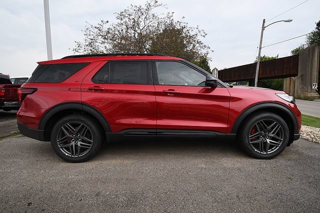 New 2026 Ford Explorer ST w/ Sun And Sound Package AWD/4WD image 8