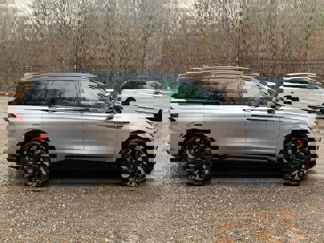 New 2026 Lincoln Nautilus Reserve image 14