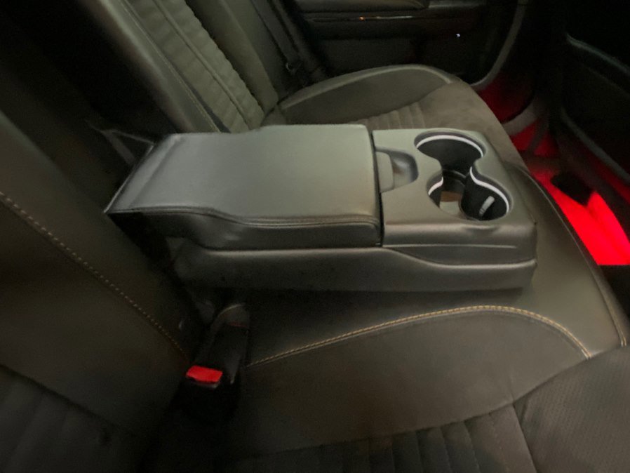Used 2018 Dodge Charger R/T image 41