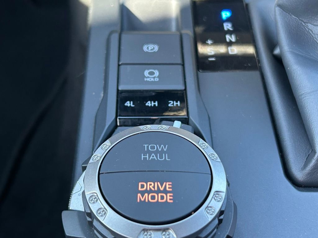 Certified 2025 Toyota Tacoma TRD Sport image 14