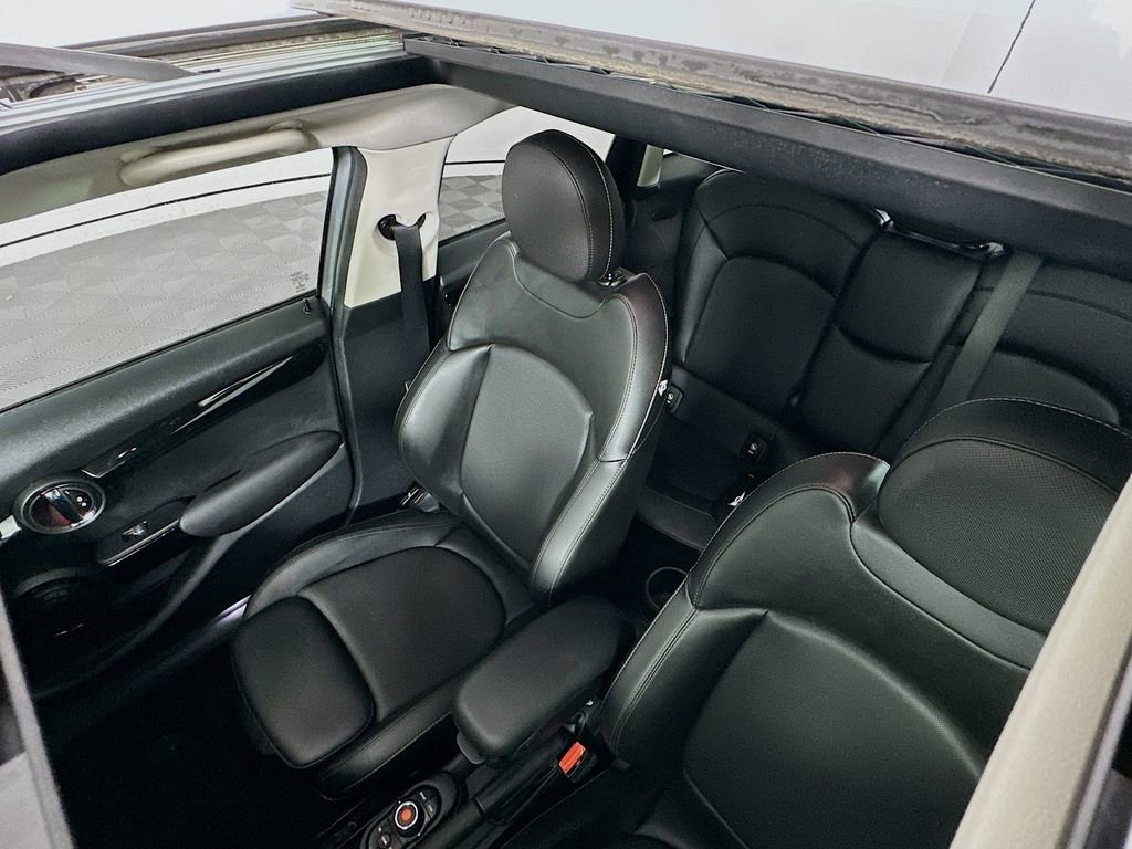 Used 2016 MINI Cooper S image 21