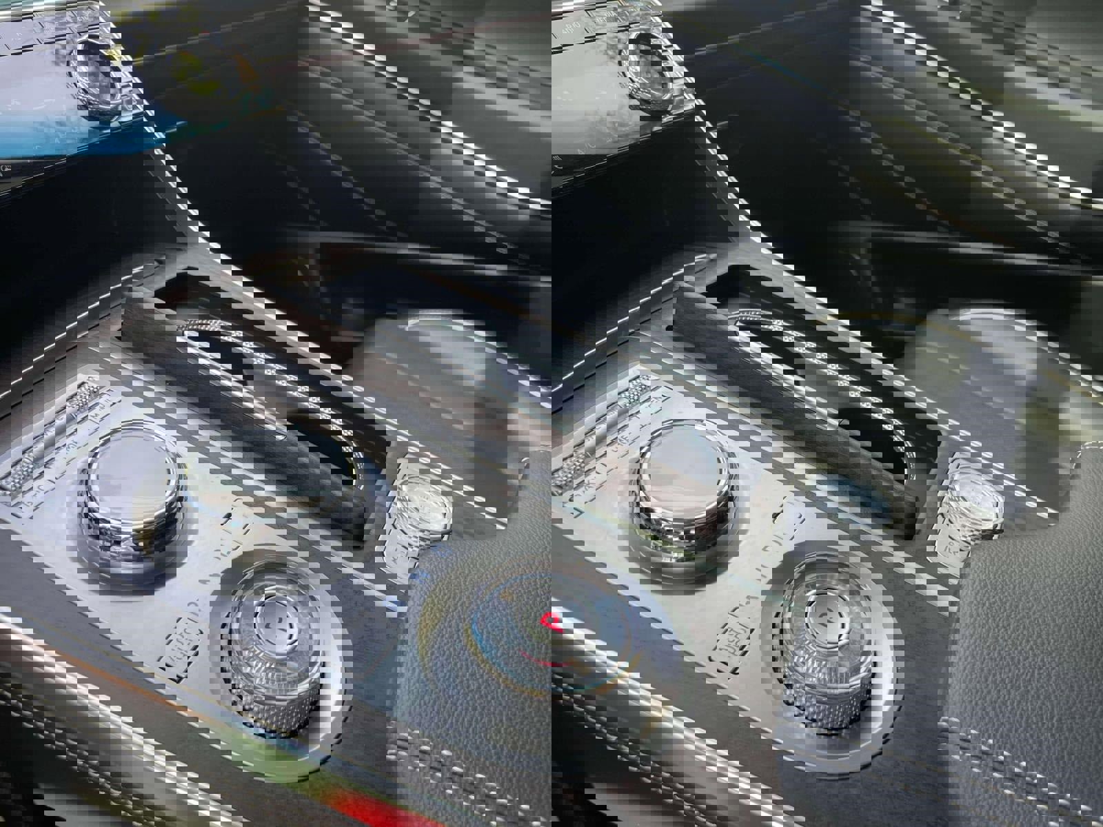 Used 2024 Genesis GV80 2.5T w/ Advanced Package image 31