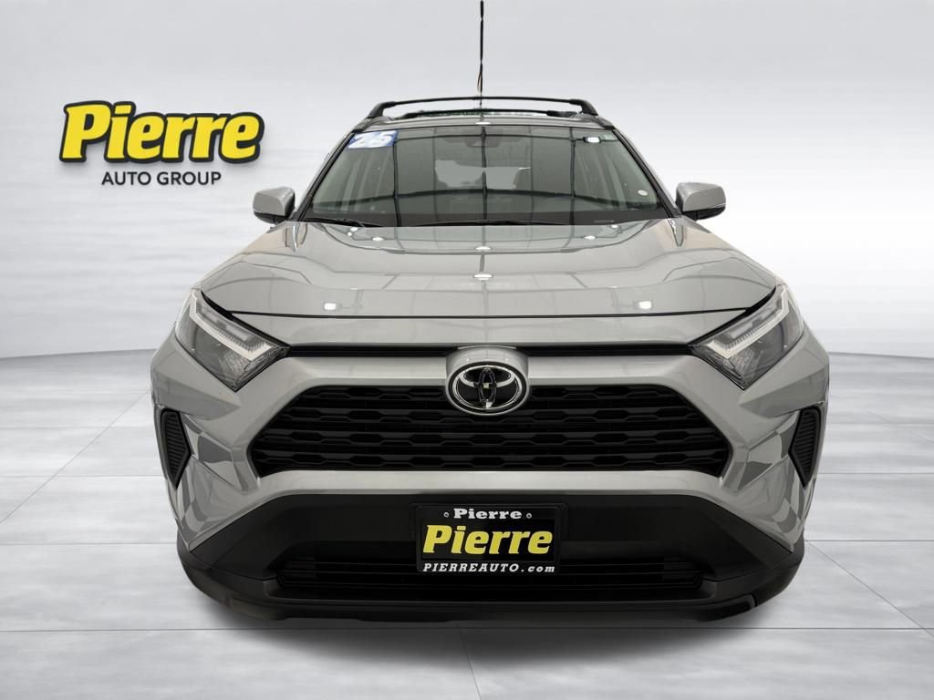 Used 2025 Toyota RAV4 XLE AWD/4WD image 8