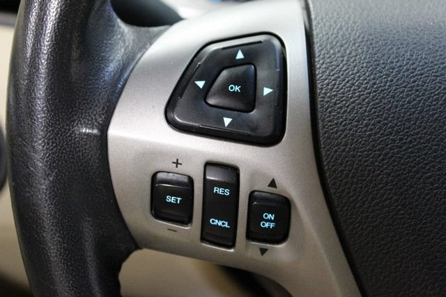 Used 2014 Ford Taurus SEL FWD image 23