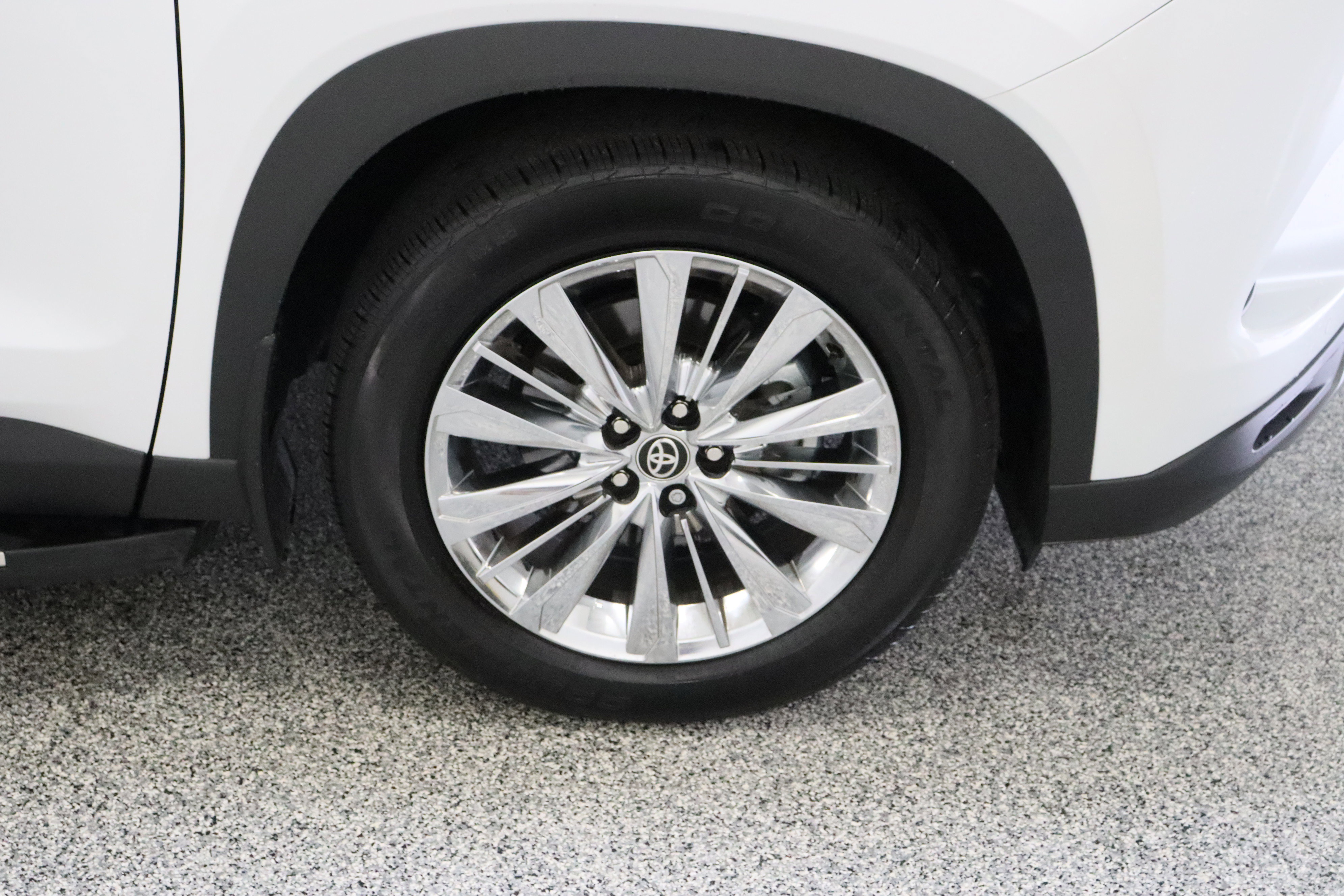 Certified 2026 Toyota Grand Highlander Platinum image 5