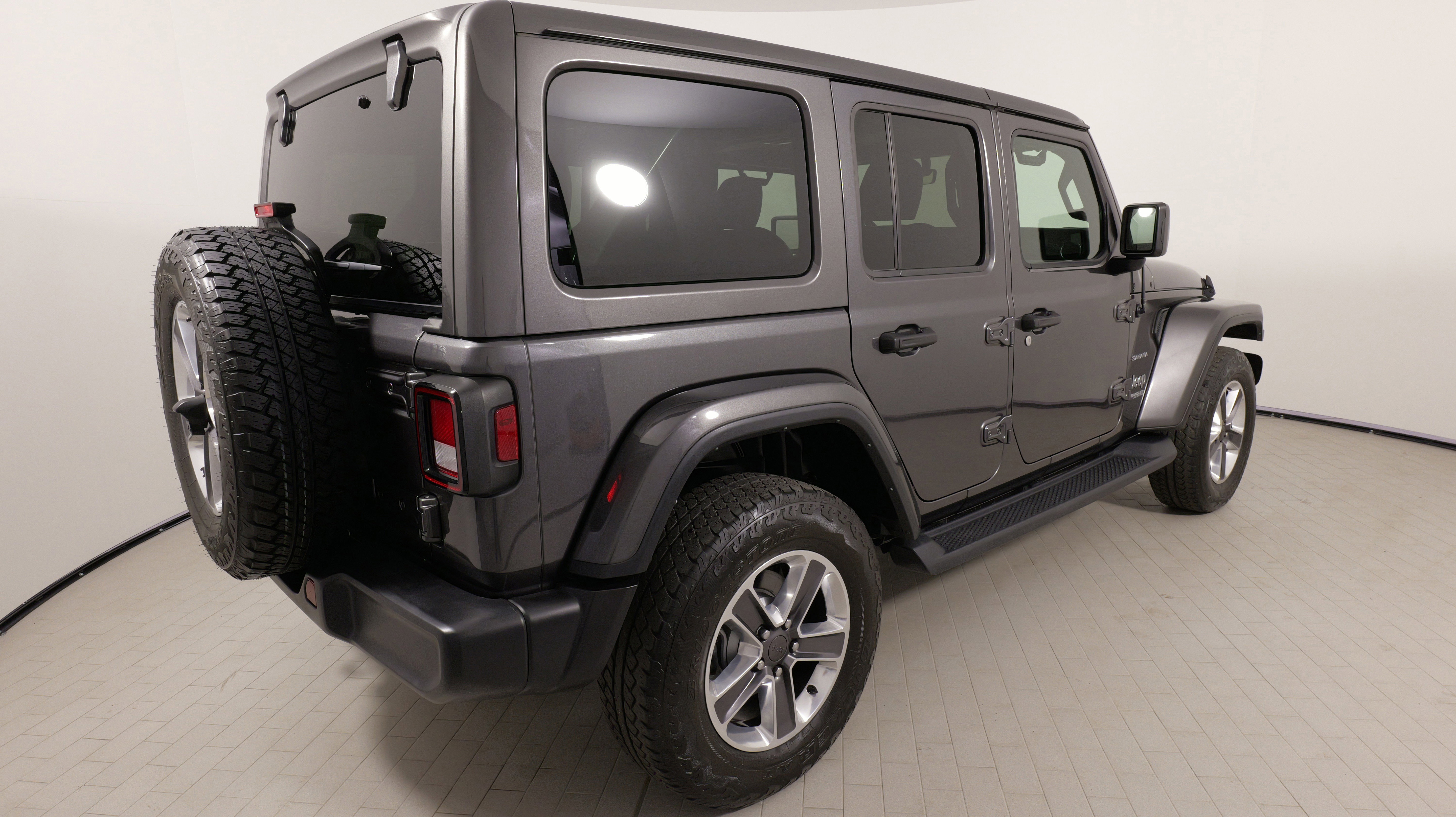 Used 2021 Jeep Wrangler Unlimited Sahara image 11