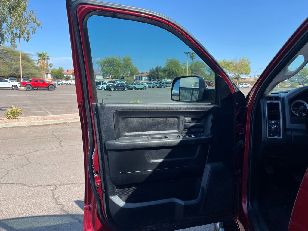 Used 2014 RAM 3500 Tradesman w/ Chrome Appearance Group image 21