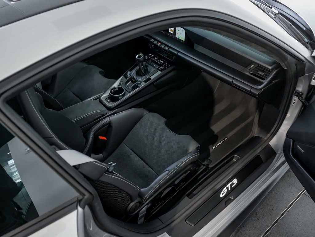 Certified 2026 Porsche 911 GT3 image 24