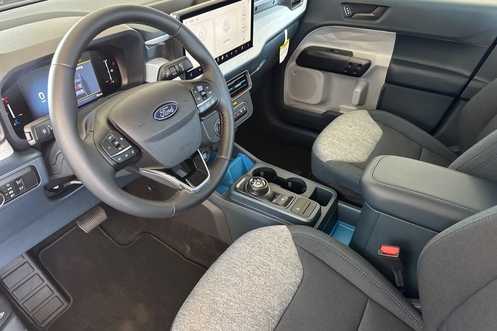New 2026 Ford Maverick XLT w/ XLT Luxury Package FWD image 10