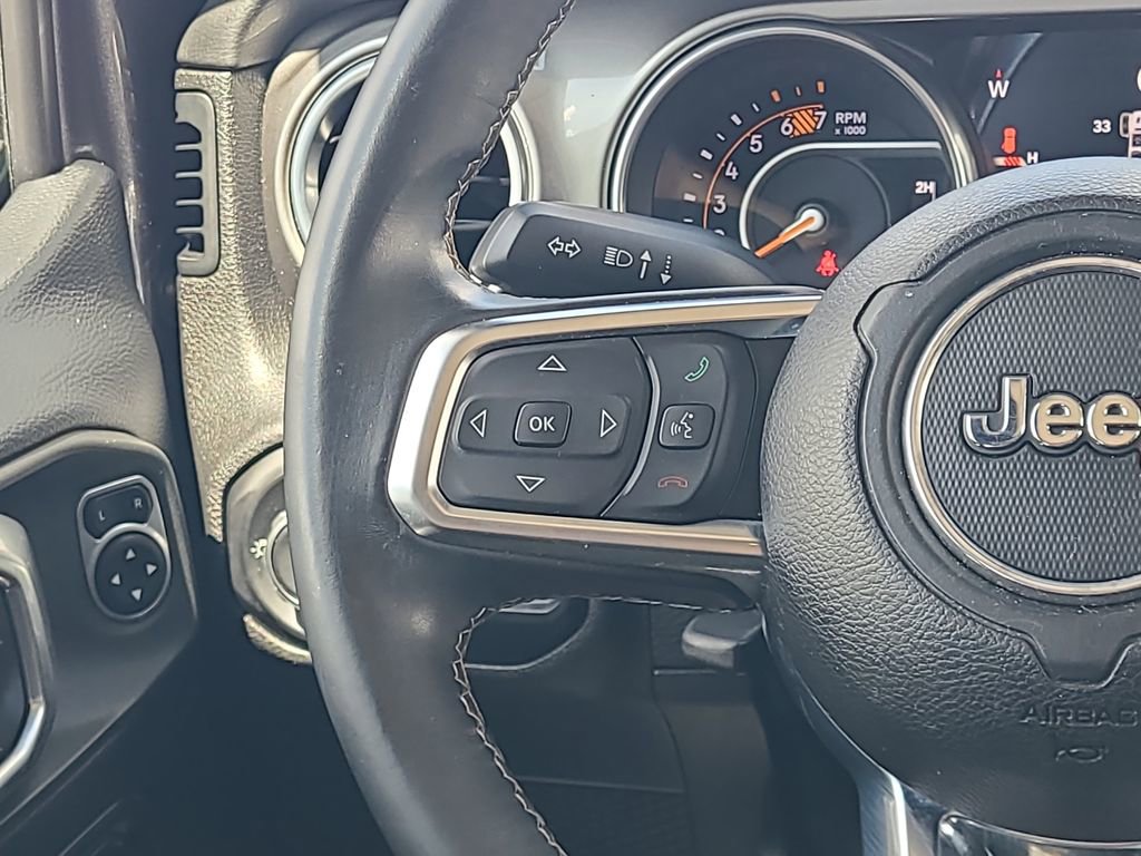 Used 2018 Jeep Wrangler Unlimited Sahara w/ LED Lighting Group AWD/4WD image 20