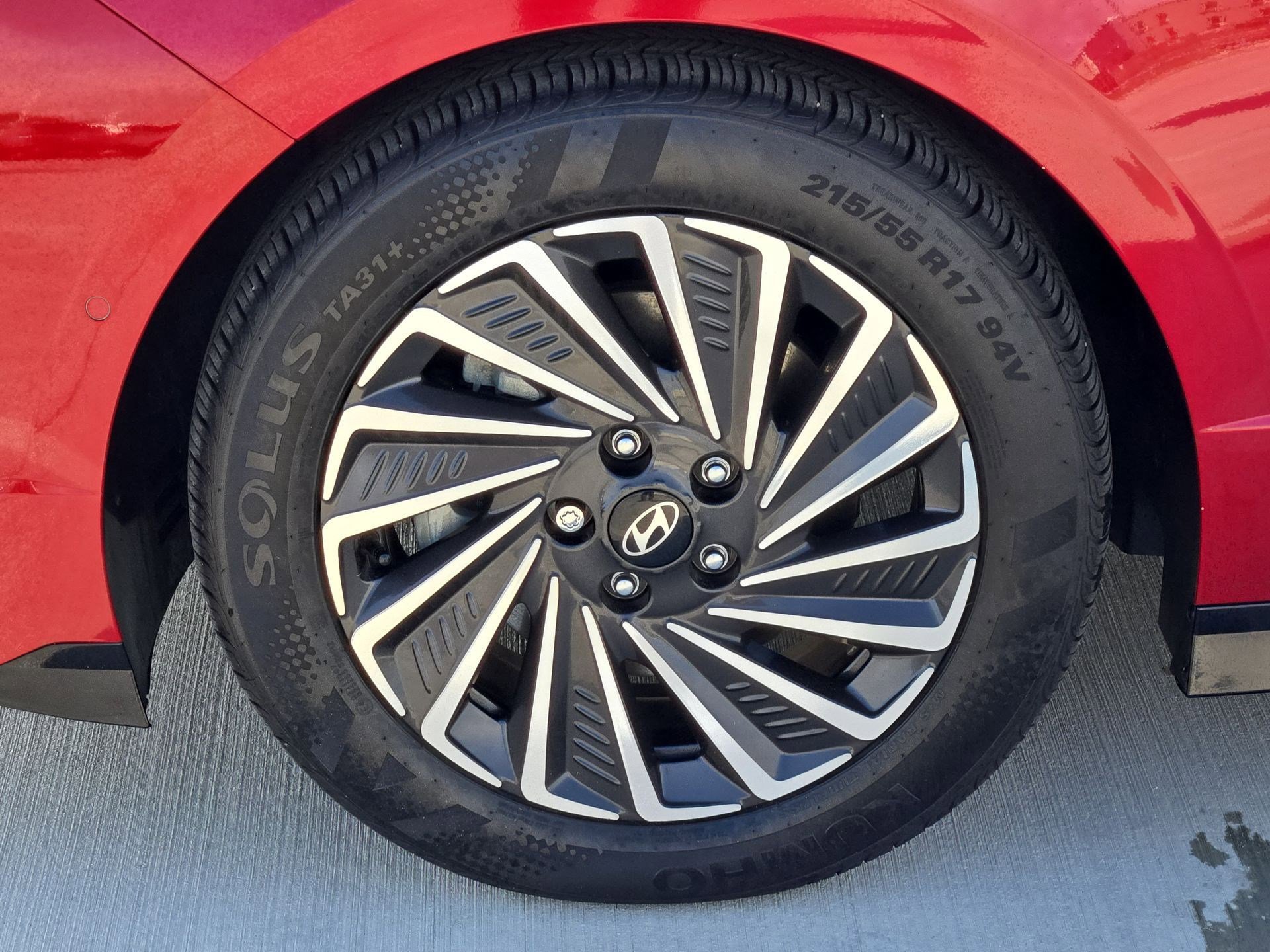 Used 2025 Hyundai Sonata Limited image 11