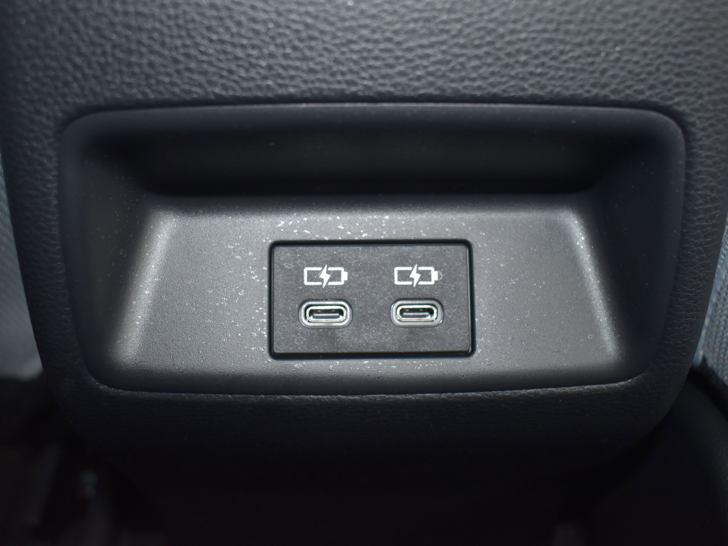 Used 2025 Toyota Corolla SE image 14