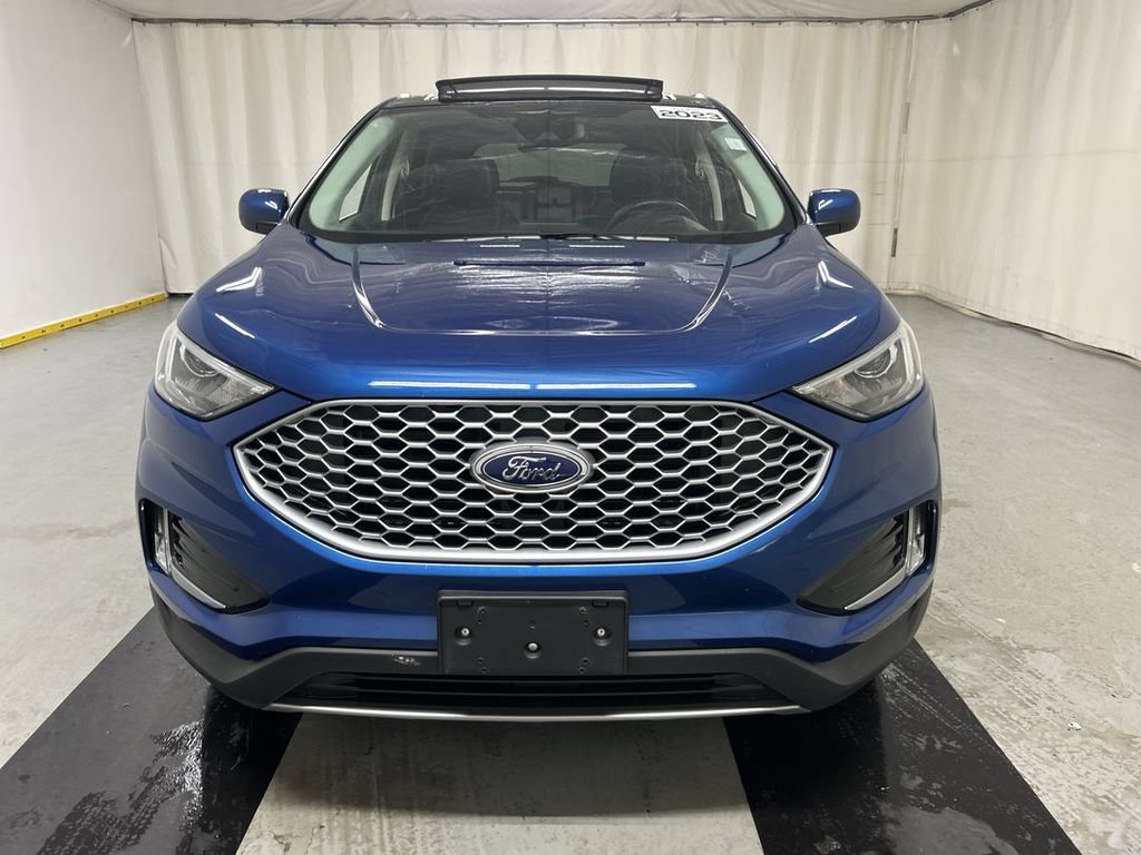 Used 2023 Ford Edge SEL w/ Convenience Package AWD/4WD image 3