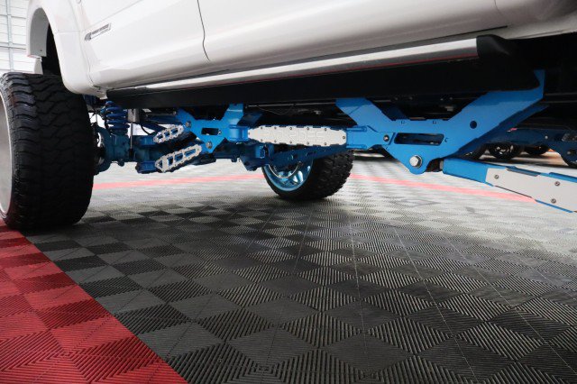 Used 2022 Ford F450 Platinum w/ FX4 Off-Road Package AWD/4WD image 98