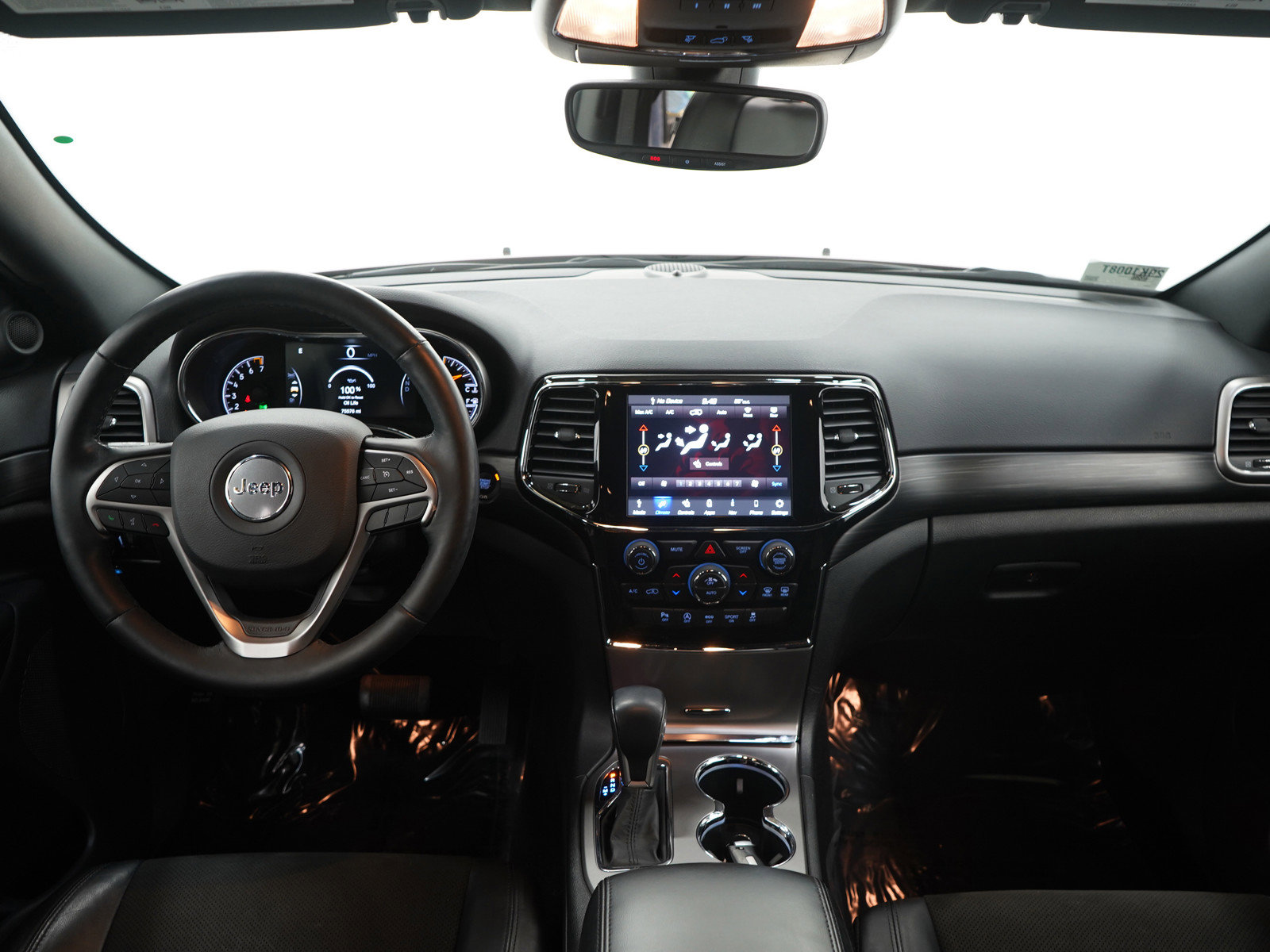 Used 2020 Jeep Grand Cherokee Altitude image 15