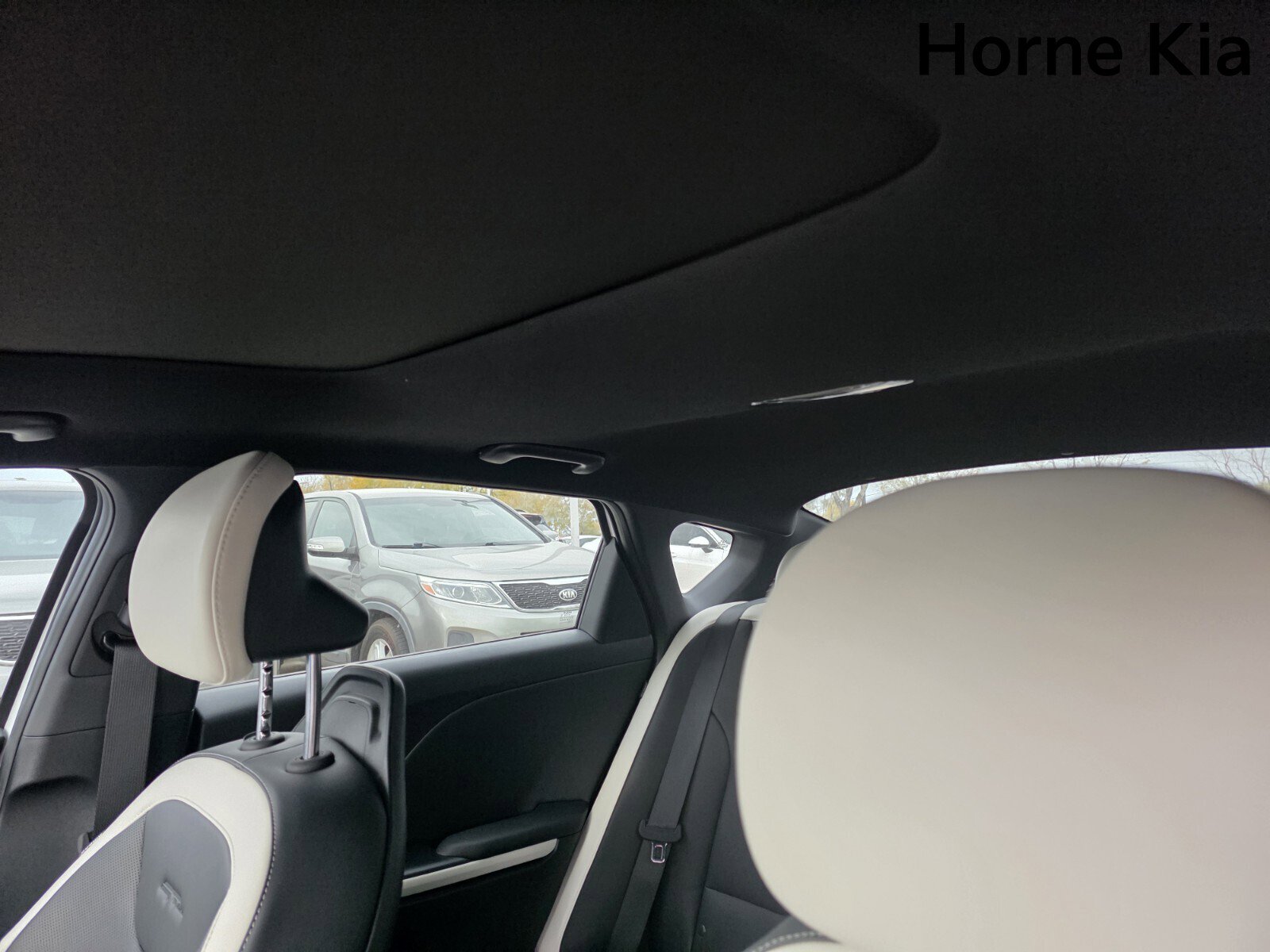 New 2025 Kia K4 GT-Line image 12