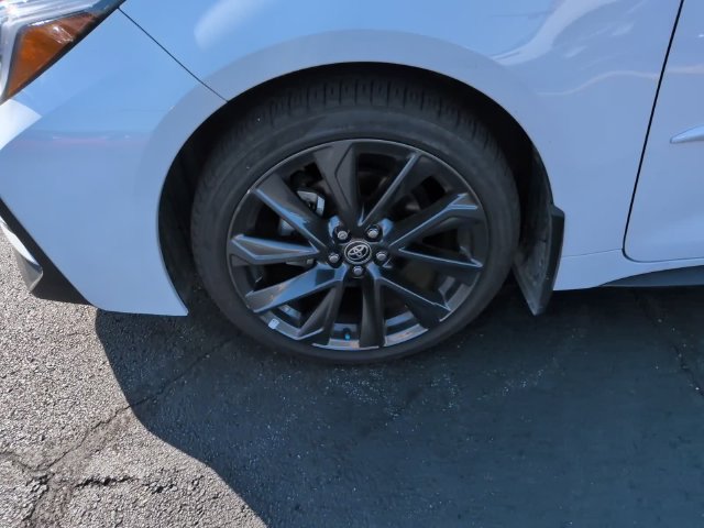 Used 2025 Toyota Corolla SE w/ SE Premium Package FWD image 8