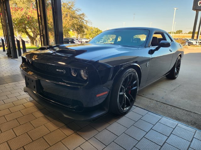 Used 2023 Dodge Challenger SRT Hellcat RWD image 3