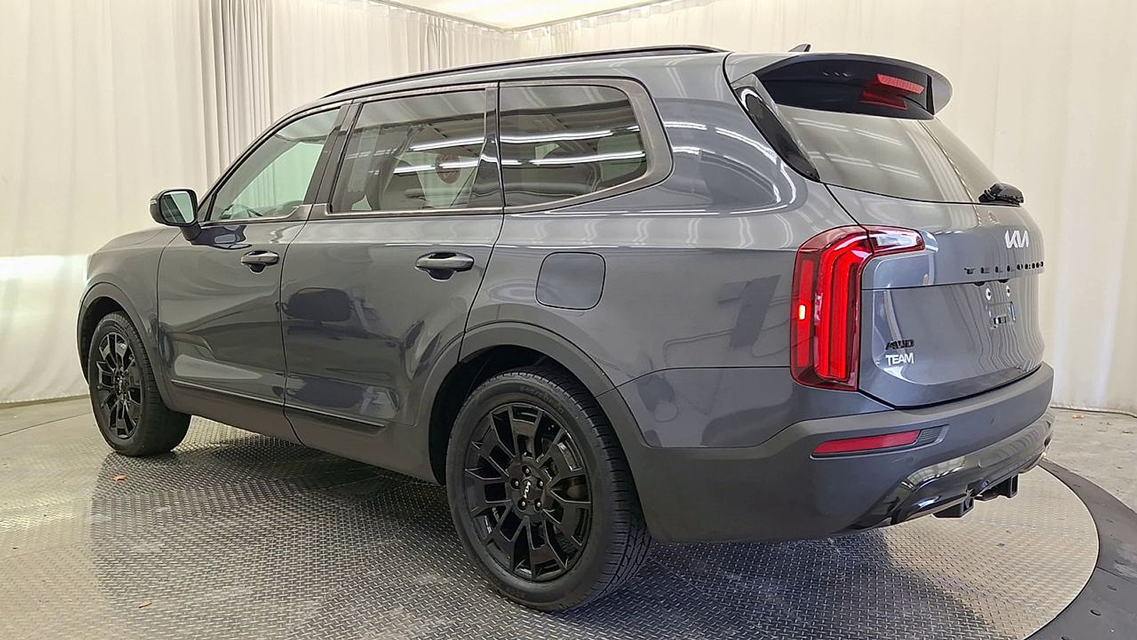 Used 2022 Kia Telluride EX w/ EX Premium Package AWD/4WD image 12