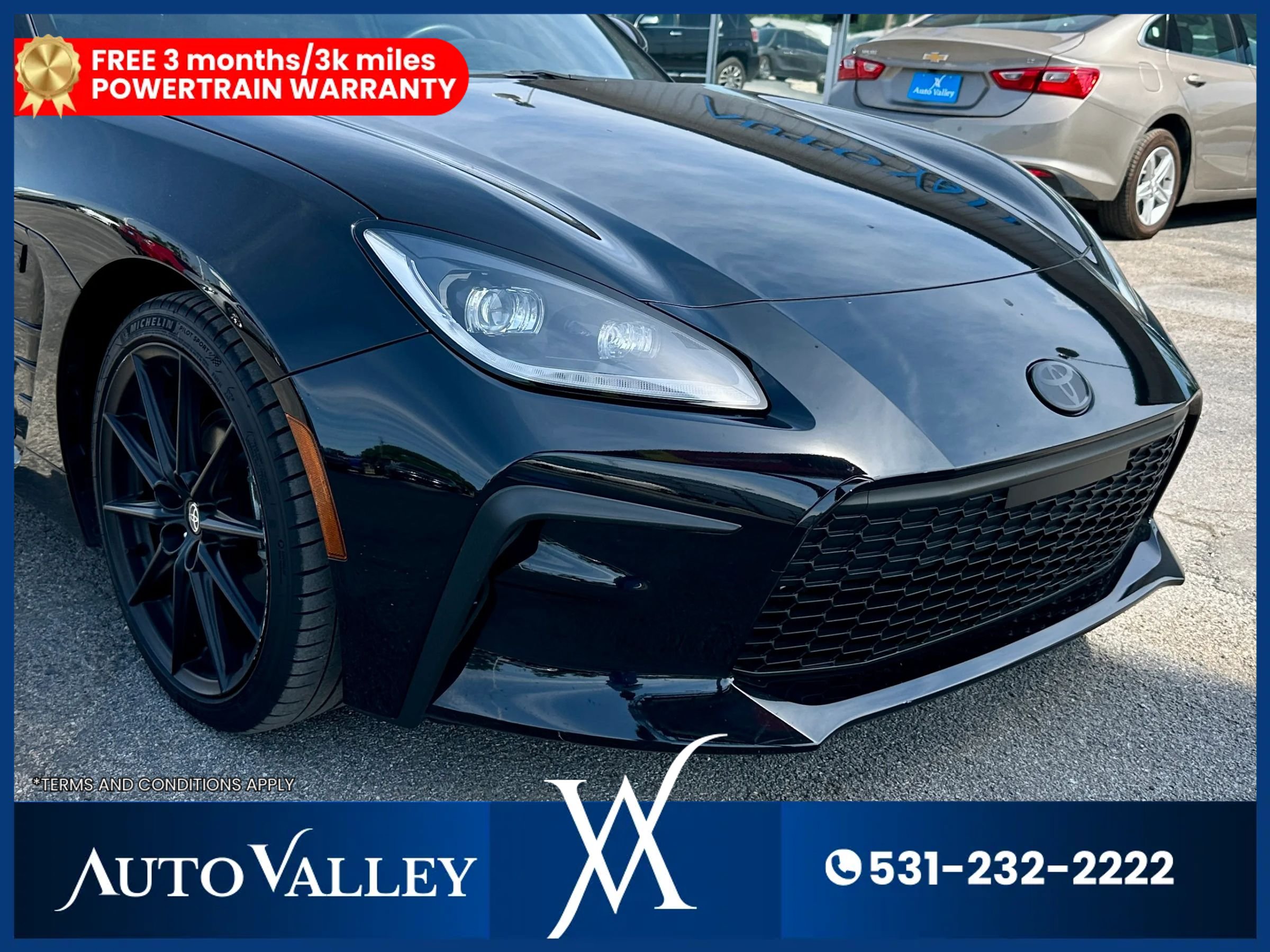 Used 2025 Toyota GR86 Premium w/ ALL Weather Mat Package (TMS) RWD image 10