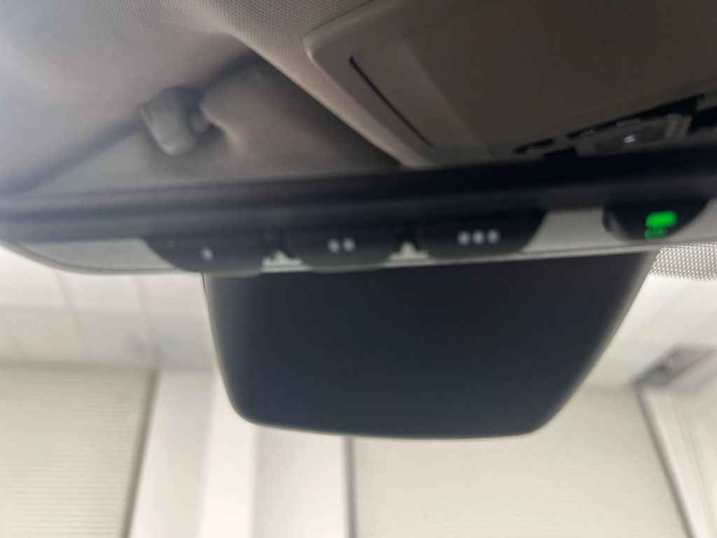 Used 2025 Toyota Highlander XLE FWD image 78
