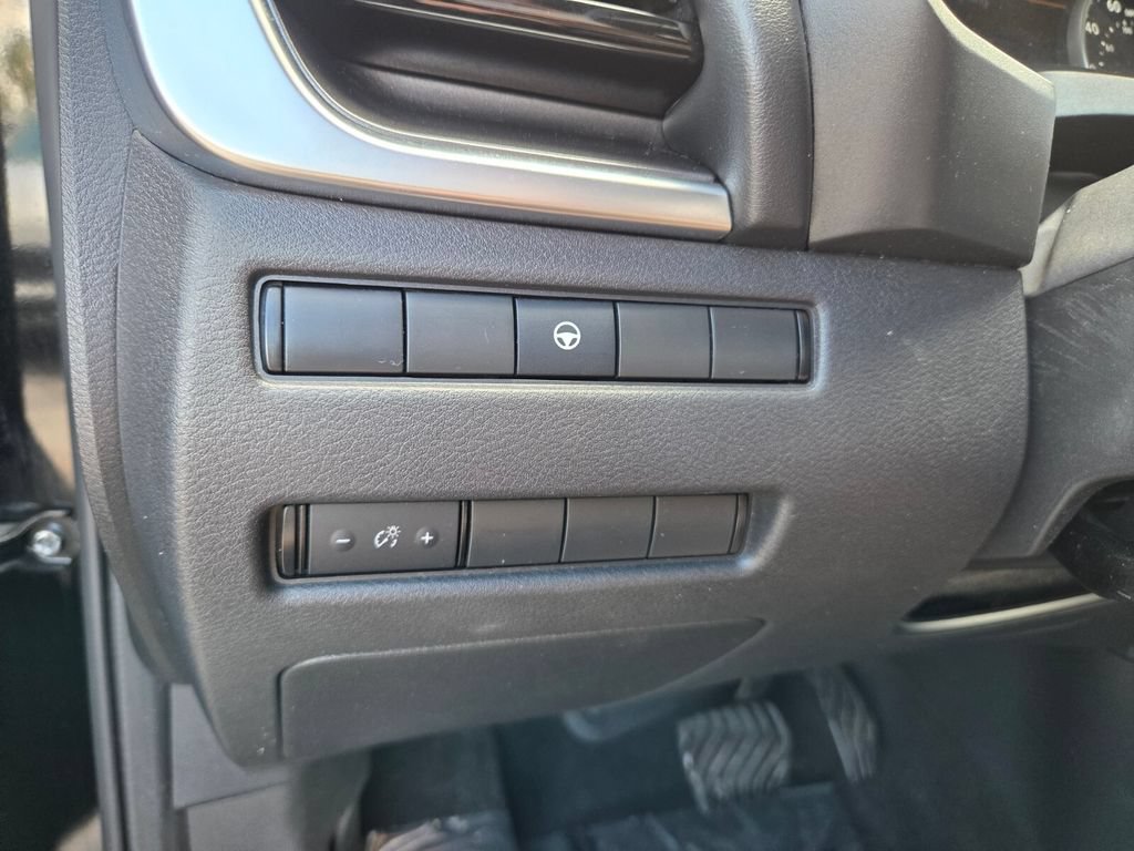 Used 2022 Nissan Rogue SV FWD image 22