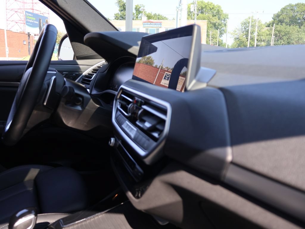 Used 2024 BMW X3 xDrive30i AWD/4WD image 9