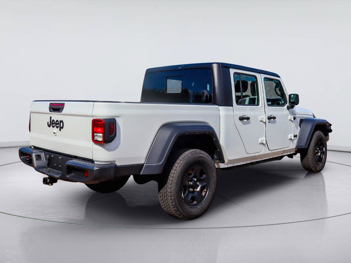 Used 2023 Jeep Gladiator Sport AWD/4WD image 7