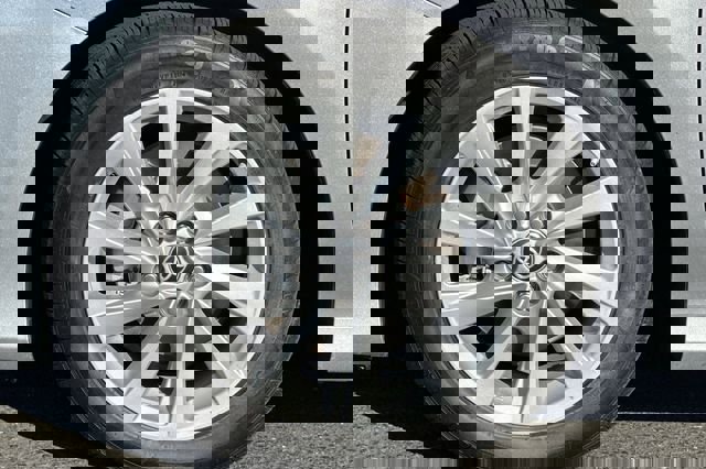 Used 2024 Toyota Camry LE image 30